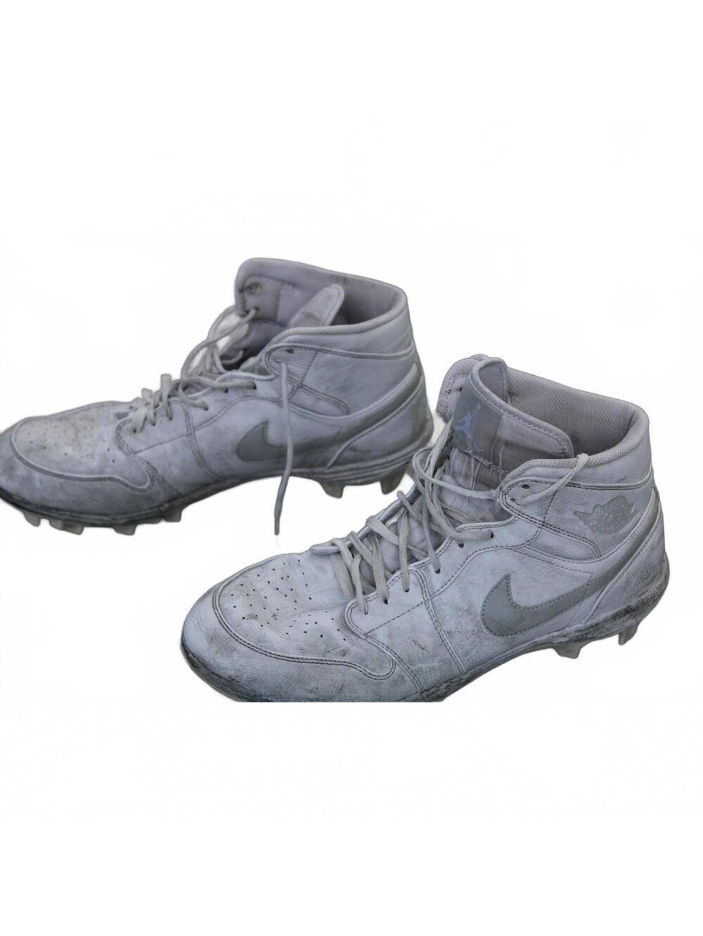 Nike Air Jordan Baseball Cleats Boys Size 12 White Used – Good Condition
